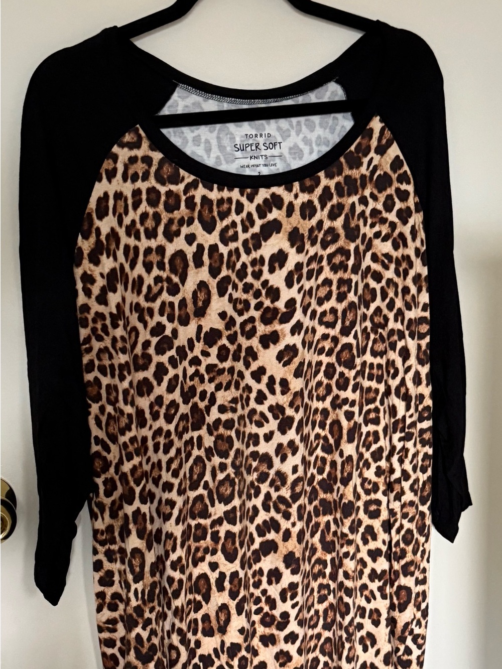 torrid super soft Black with Brown Leopard Print Long Sleeve Top